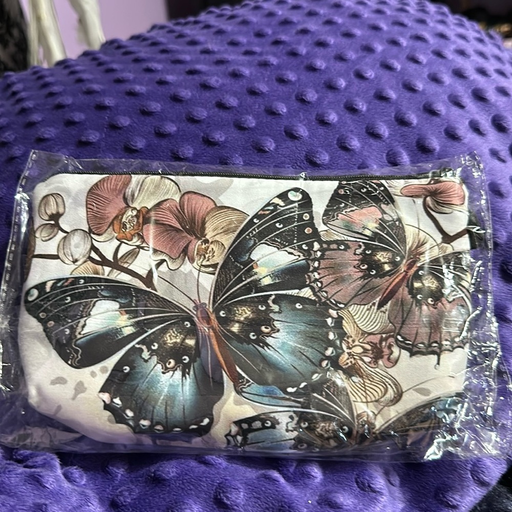 Makeup bag